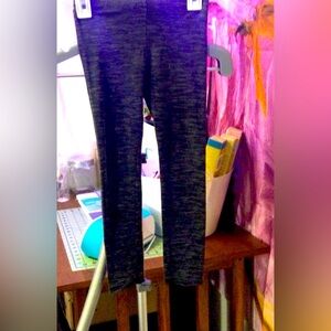 Girls basic H&M leggings. Size 6-7